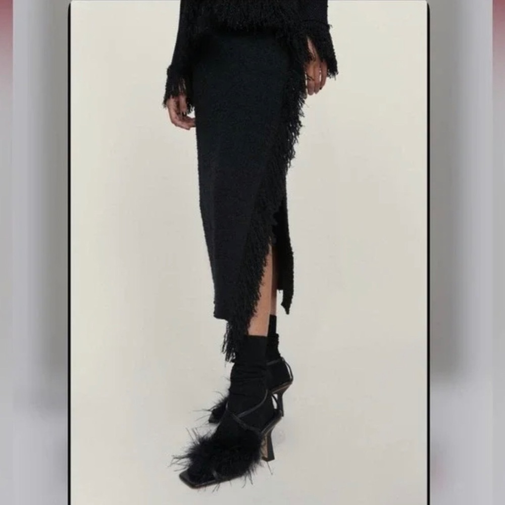 Zara - Picture 3 of 13